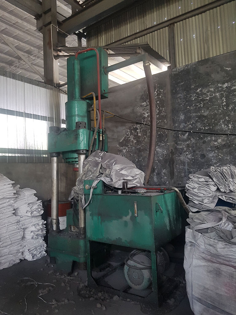 Aluminum slab machine